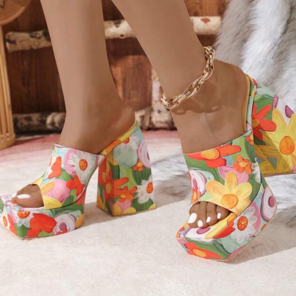 Floral platform heels